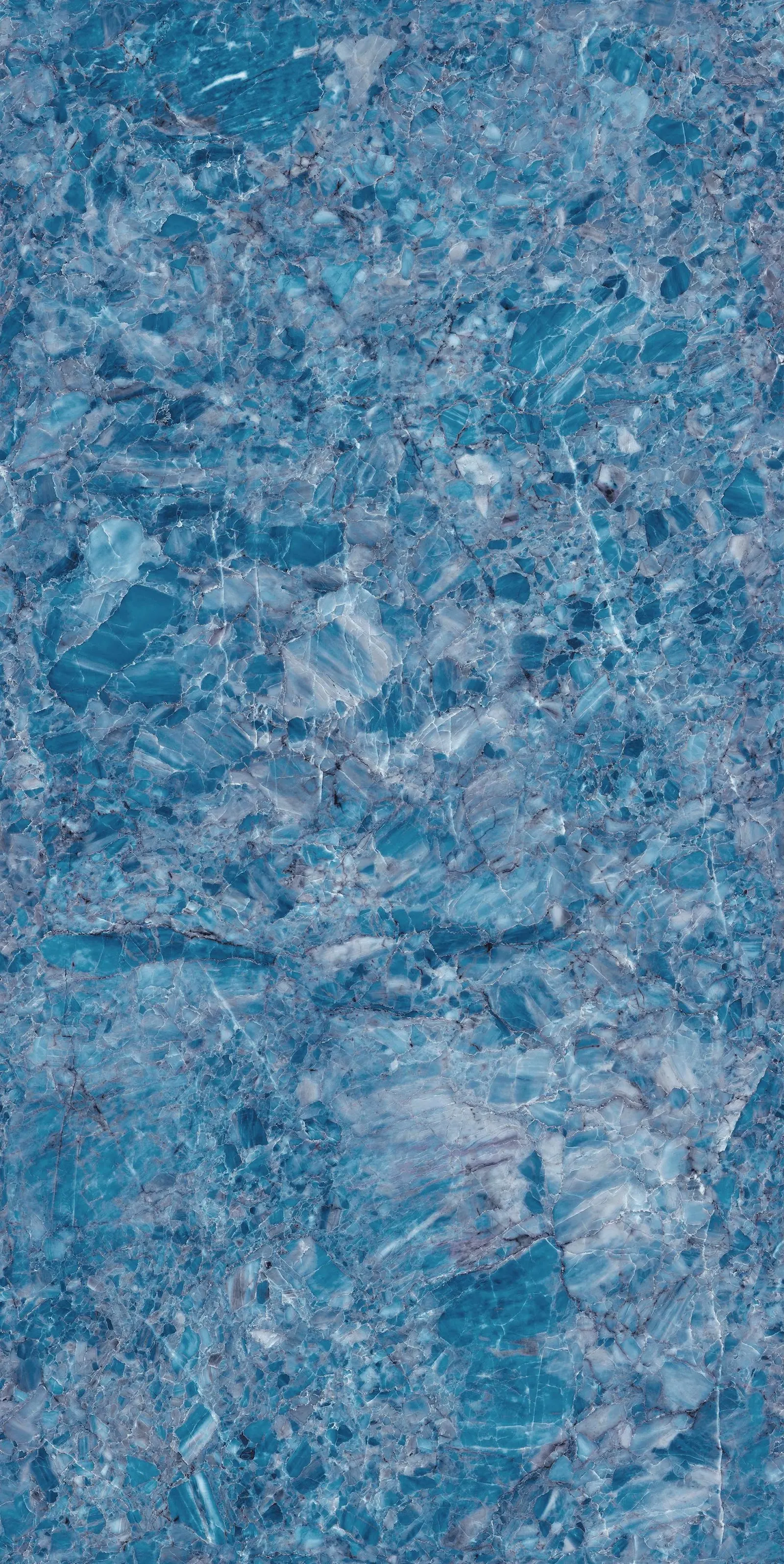 CRYSTAL BLUE ROYAL